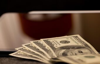 Best Platforms for Linking Bank Accounts and Fast Settlements dollars, money, savings, cash, account, finance, wealth, banknote, salary