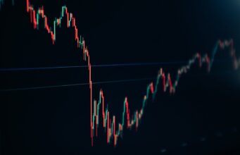 Best Platforms for Crypto Margin Trading – Risks, Fees and Reviews a close up of a line with a blue background